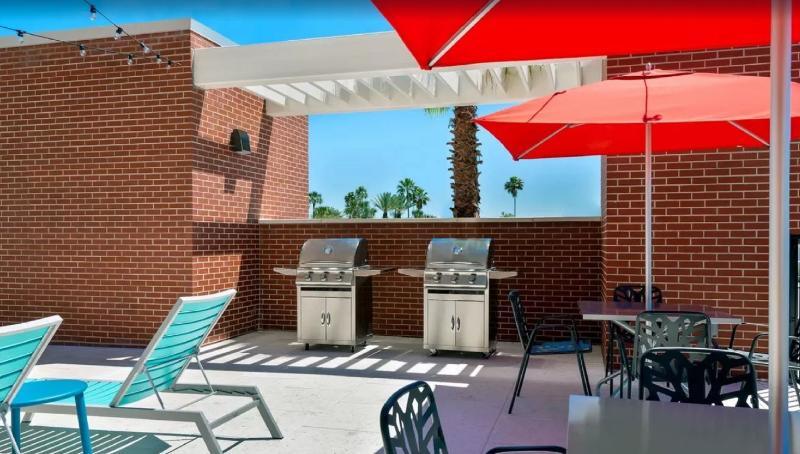 Home2 Suites By Hilton Orlando Near Universal Exterior photo